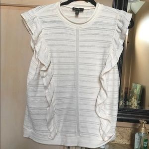 Very nice Jessica Simpson top